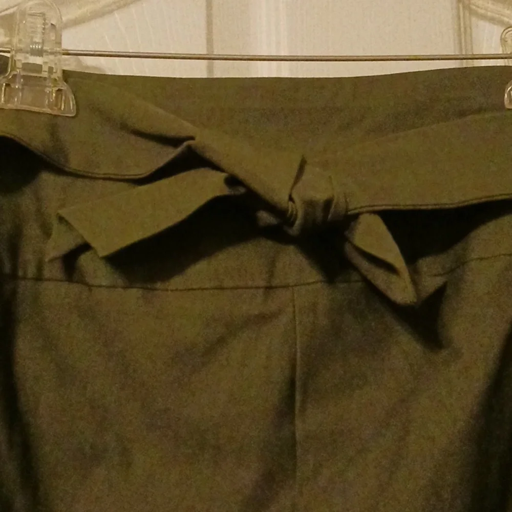 High waisted olive green pants - Picture 3 of 6